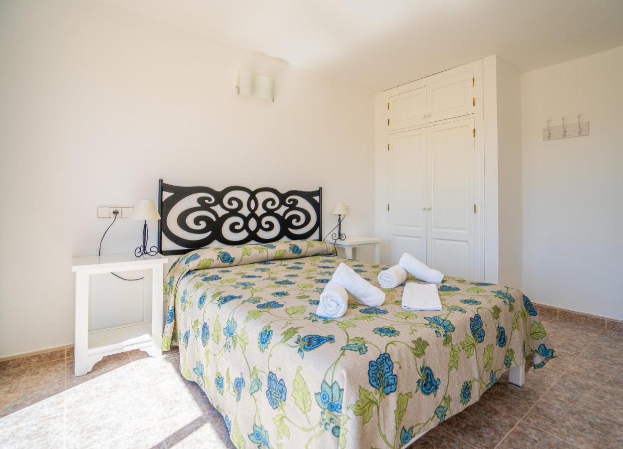 Apartamentos Marcelino - Formentera Break Es Pujols Bagian luar foto