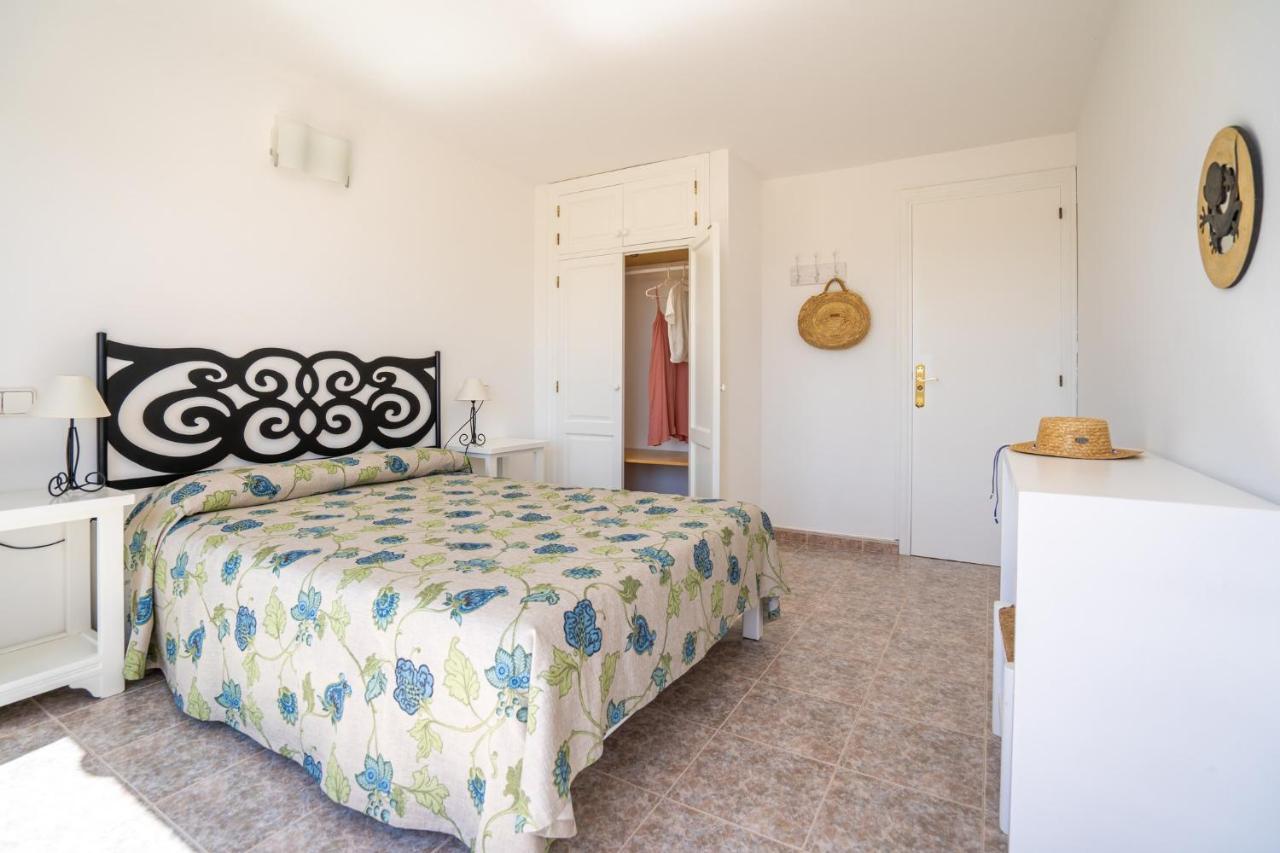 Apartamentos Marcelino - Formentera Break Es Pujols Bagian luar foto
