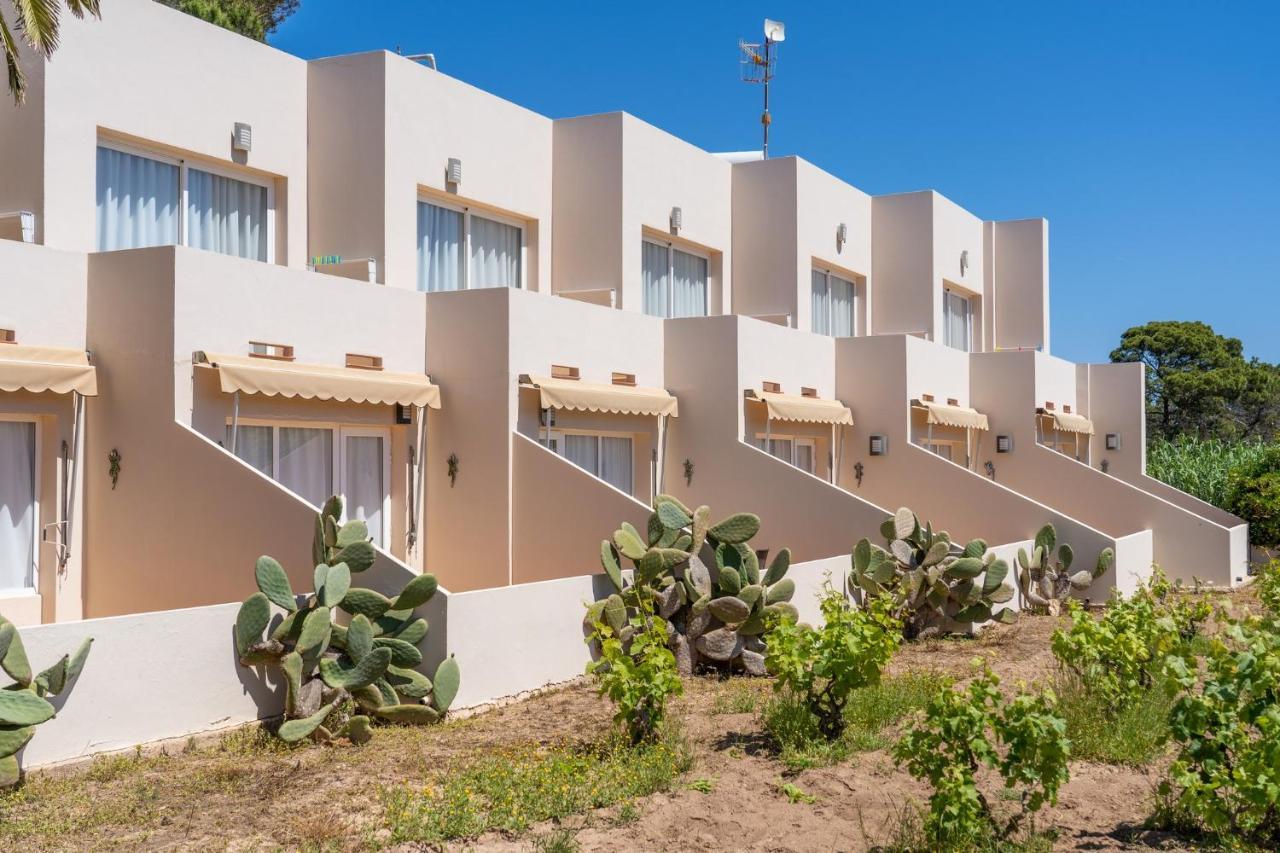 Apartamentos Marcelino - Formentera Break Es Pujols Bagian luar foto